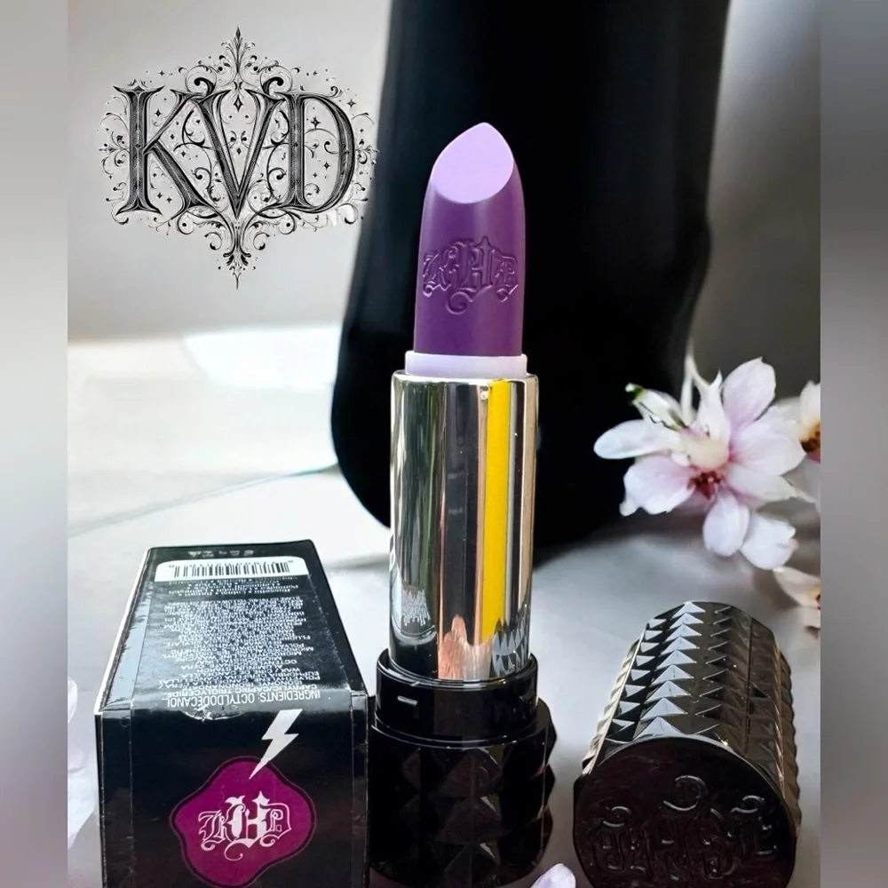 Kat Von D L.U.V. Studded Kiss Lipstick. NEW IN BOX. RARE.